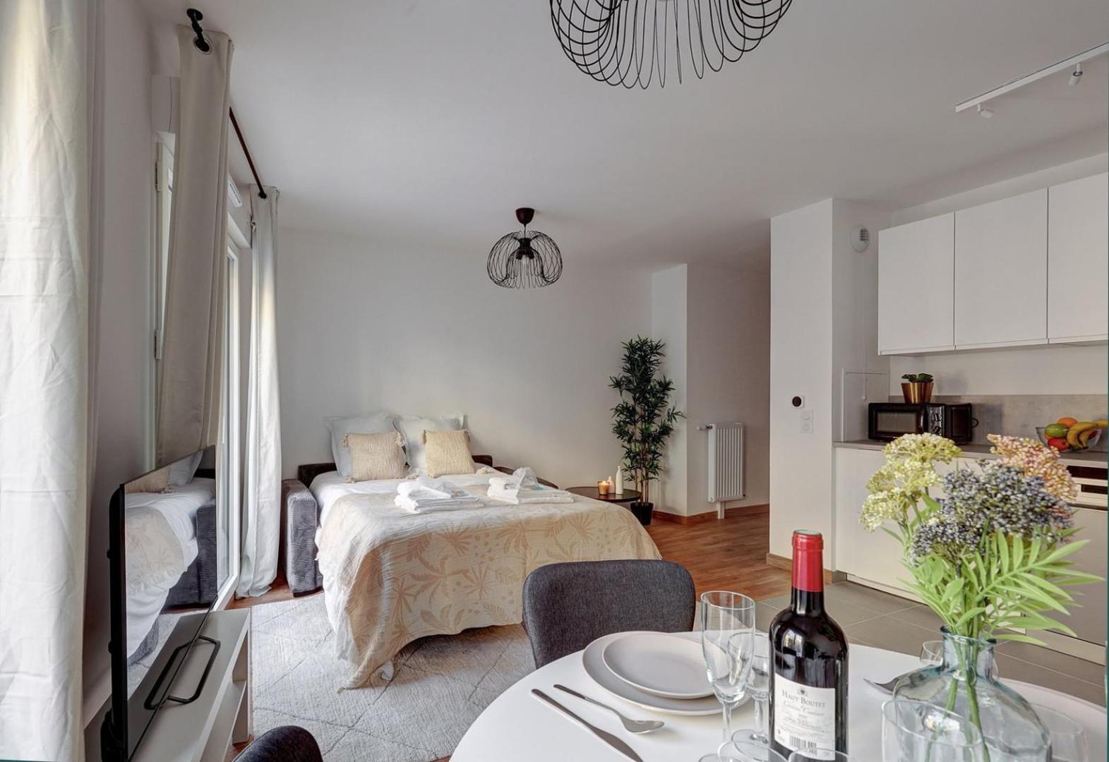 340 Suite Emile - Superb Apartment 클리시 외부 사진